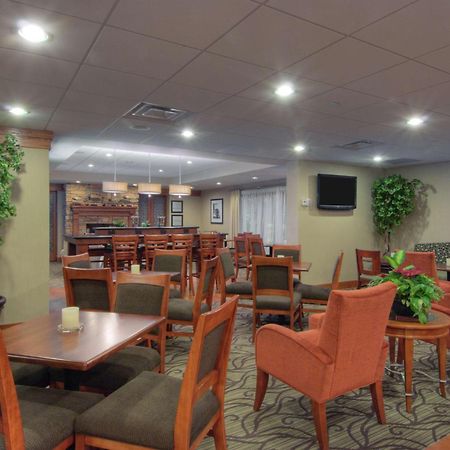 Hampton Inn Wheeling Kültér fotó