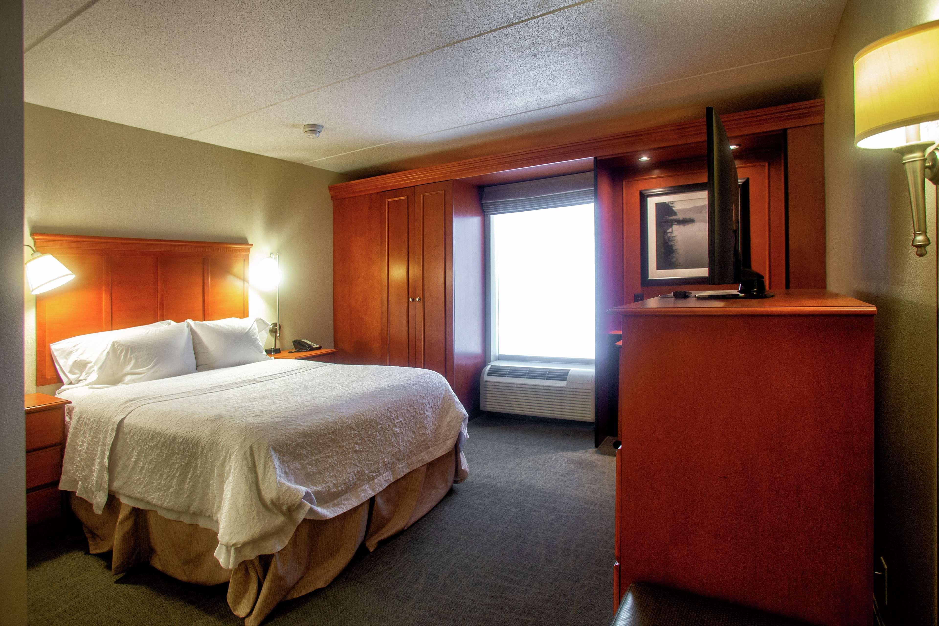 Hampton Inn Wheeling Kültér fotó