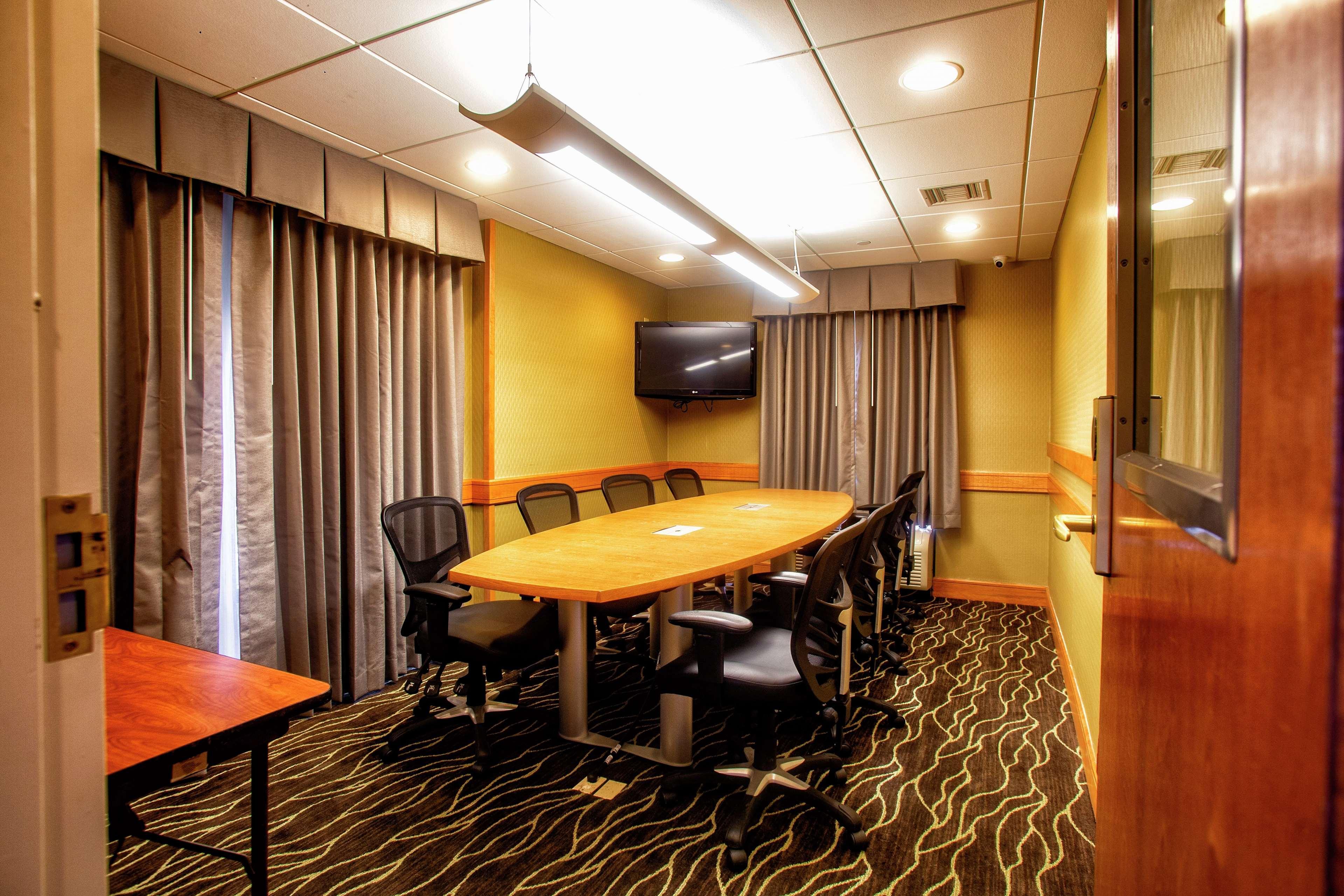 Hampton Inn Wheeling Kültér fotó