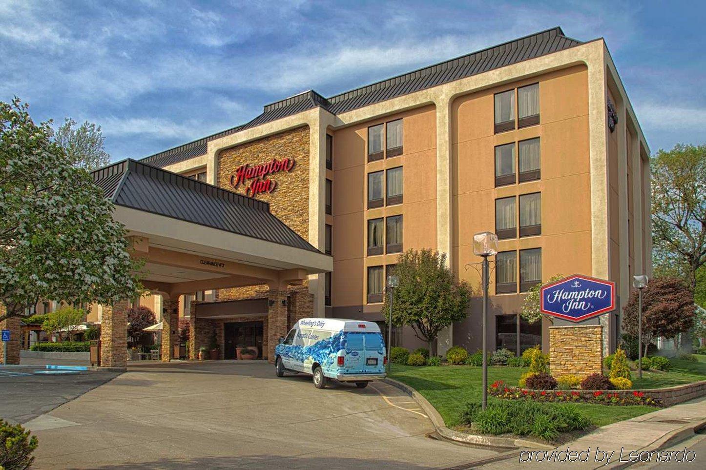 Hampton Inn Wheeling Kültér fotó